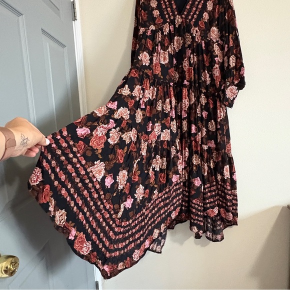 FREE PEOPLE Rows Of Roses Maxi Dress in Black Combo Red Pink Flowers Size Medium - Picture 6 of 13